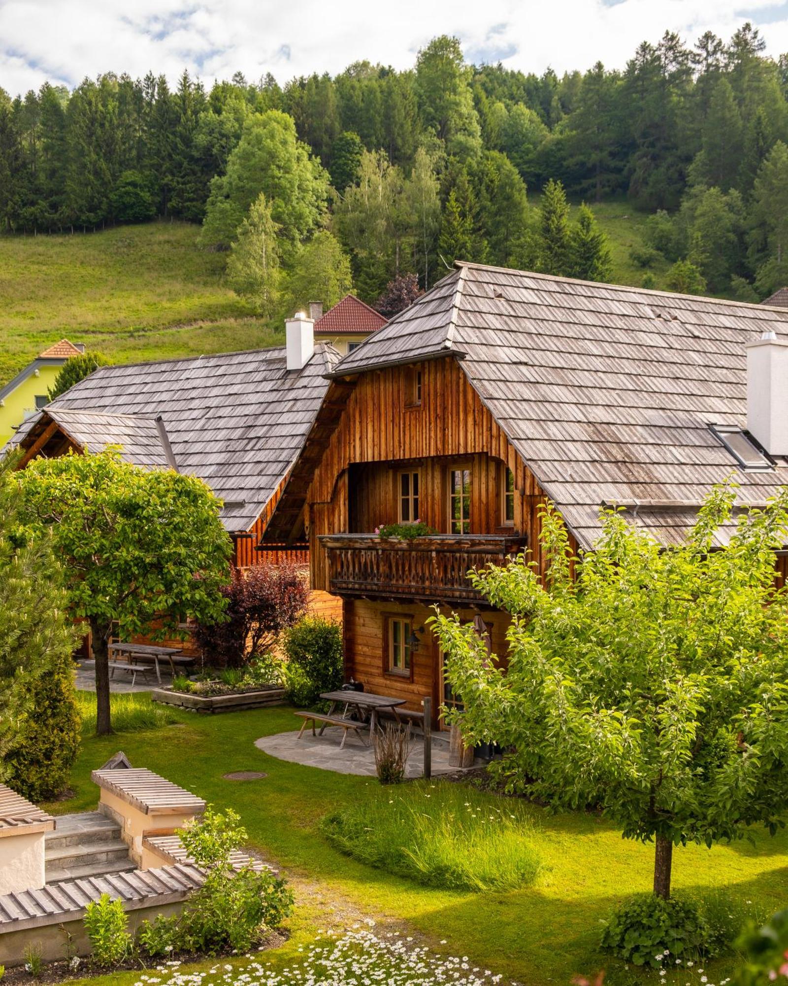 St Martin Chalets 圣迈克尔隆高 外观 照片
